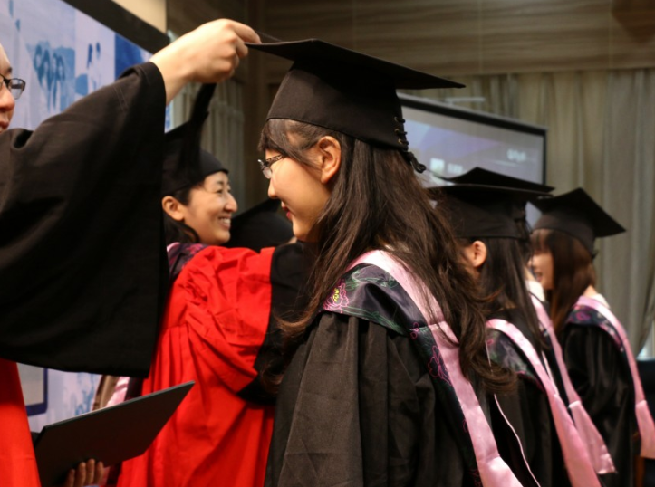 韩国梨花女子大学本科入学条件