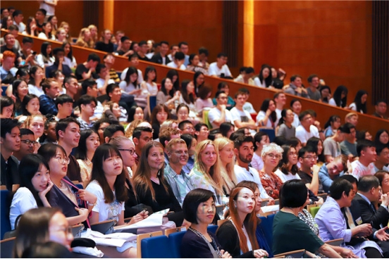 去香港留学要多少GpA 香港的大学对GpA要求是多少？