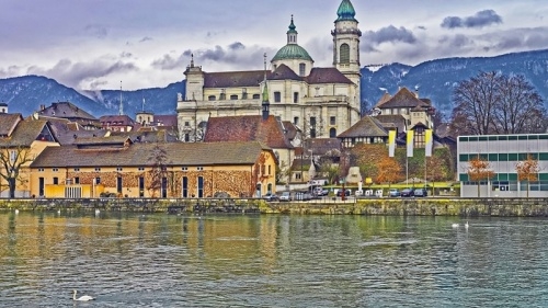 出国留学避雷专业学什么