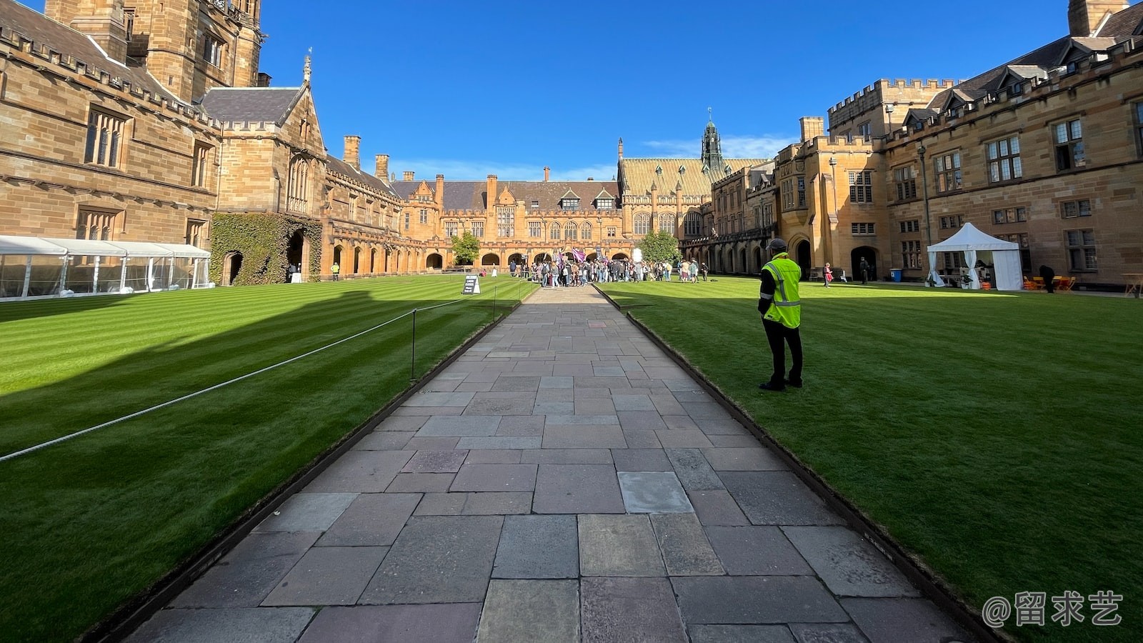 法国学建筑去那所大学