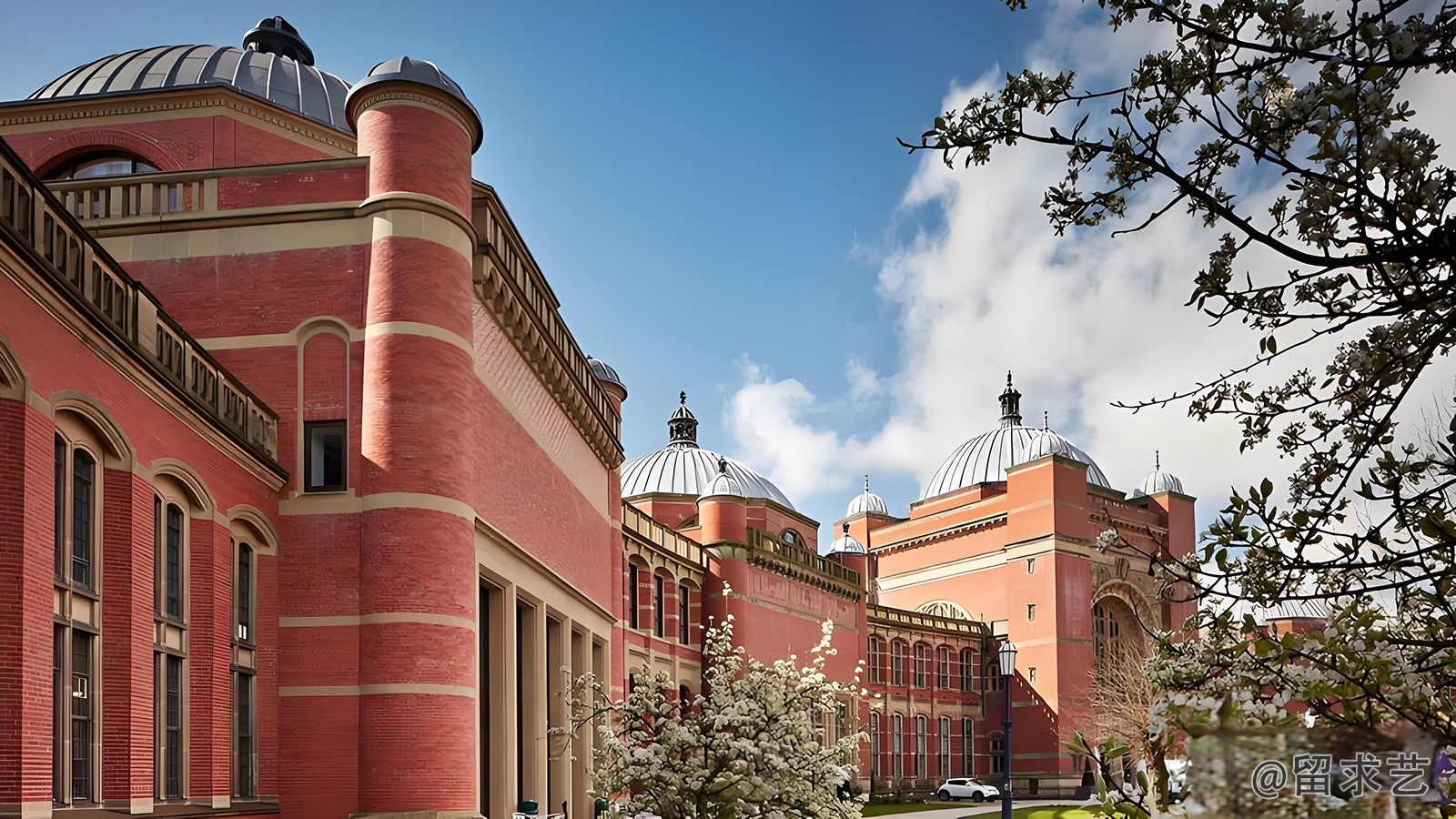 康涅狄格大学法学院 邮编