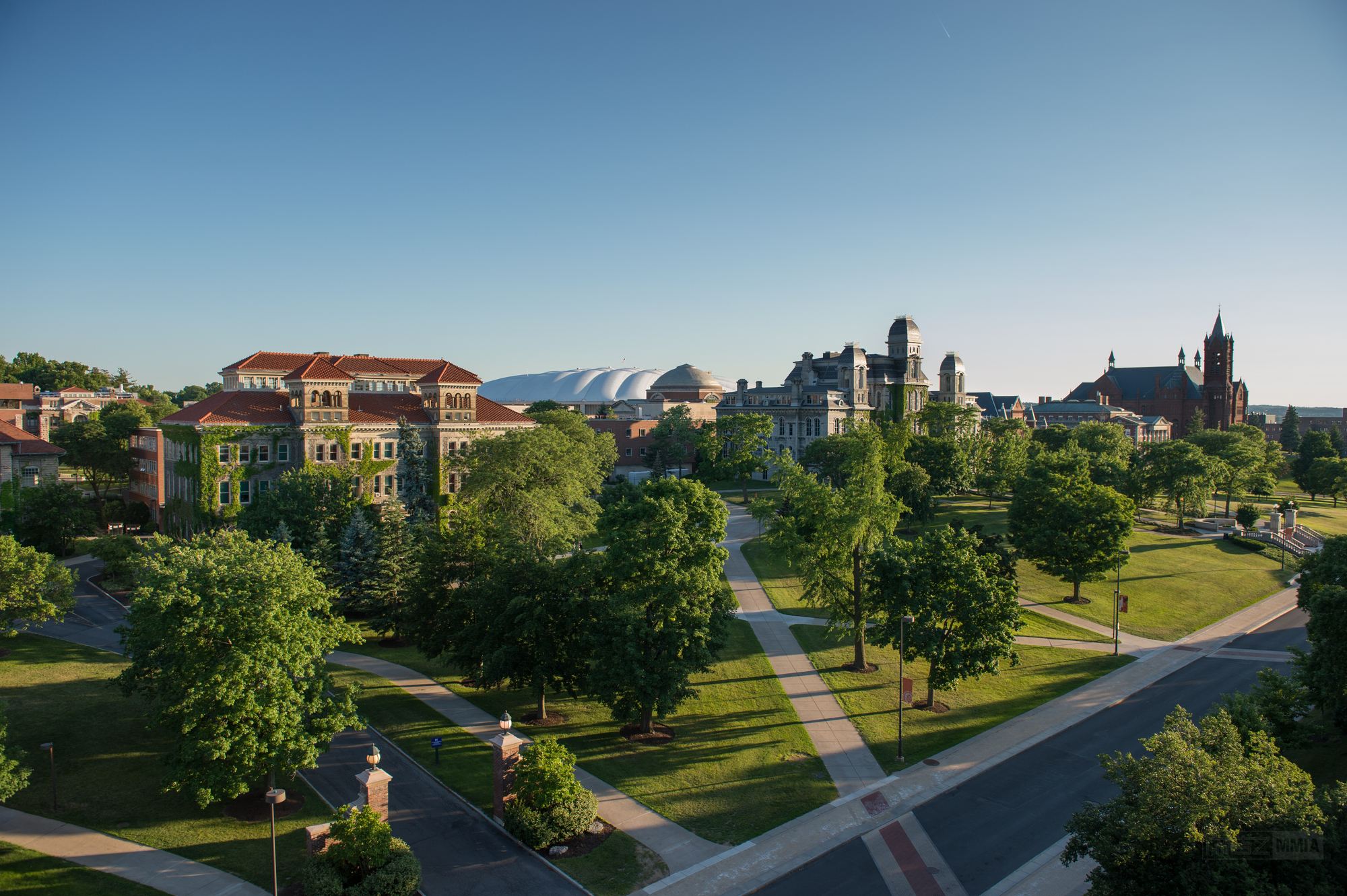 雪城大学学费多少钱