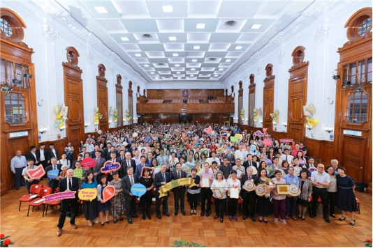 去香港留学要多少GpA 香港的大学对GpA要求是多少？