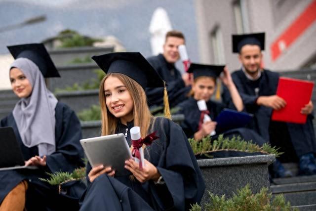 高中生如何申请国外大学&mdash;&mdash;详细方法和流程